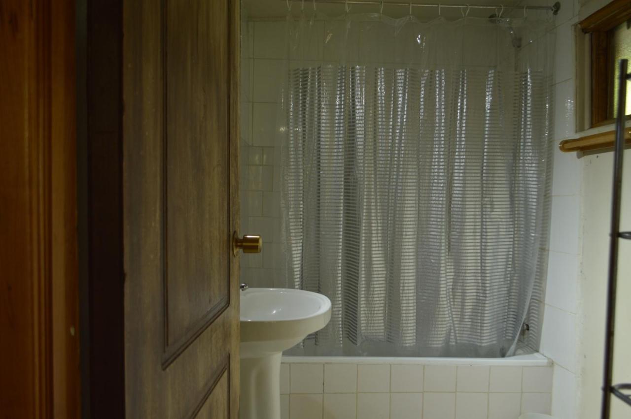 Hostal Y Cabanas Vientos Del Sur Puerto Ingeniero Ibanez 외부 사진
